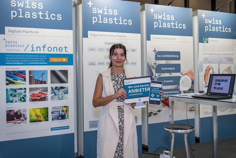 Die zweite Swiss Medtech Expo ging erfolgreich zu Ende. Spezialistinnen und Spezialisten aus der Medizintechnik nutzten die Fachmesse für den Wissensaustausch und die Netzwerkpflege. Höhepunkt der Swiss Medtech Expo war die Lancierung des digitalen Treffpunktes Medtech.plus. (Impressionen von der Swiss Medtech) (Messe Luzern / Christoph Arnet)