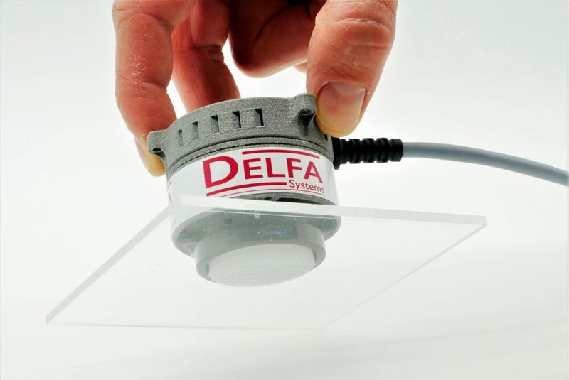 Packt mit Fingerspitzengefühl zu! Das ist eine auf dünnen Folien basierende Sensorneuheit von Delfa Systems. Sie kann als günstige Alternative zu DMS-Systemen angesehen werden und verleiht Maschinen und Robotern ganz neue Fähigkeiten. Mehr dazu hier im Beitrag... Packt mit Fingerspitzengefühl zu! Das ist eine auf dünnen Folien basierende Sensorneuheit von Delfa Systems. Sie kann als günstige Alternative zu DMS-Systemen angesehen werden und verleiht Maschinen und Robotern ganz neue Fähigkeiten. Mehr dazu hier im Beitrag...