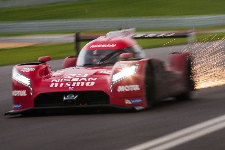 Ob die drei Werkswagen technisch durchhalten werden ist fraglich. (Foto: Nissan)