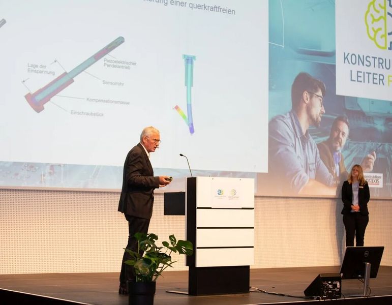 Auch die Live-Simulation ist ein mächtiges Werkzeug für Konstrukteure und Entwickler.  (Bild: Oxana Gruber Photography/VCG)