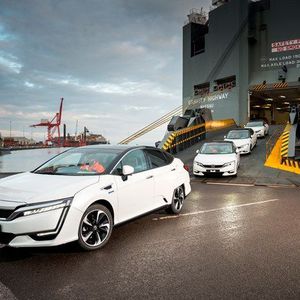 Die ersten sechs Exemplare des Honda Clarity Fuel Cell sind diese Woche in Europa eingetroffen. 