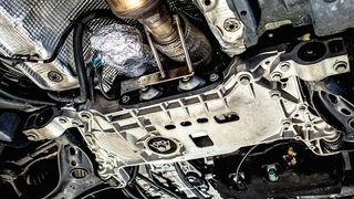 Nachgerüstete Diesel sind nachweislich sauberer. Die auf einzelne Gebiete beschränkte geforderte Nachrüstung bringt effektiv aber zu wenig. (ZDK)