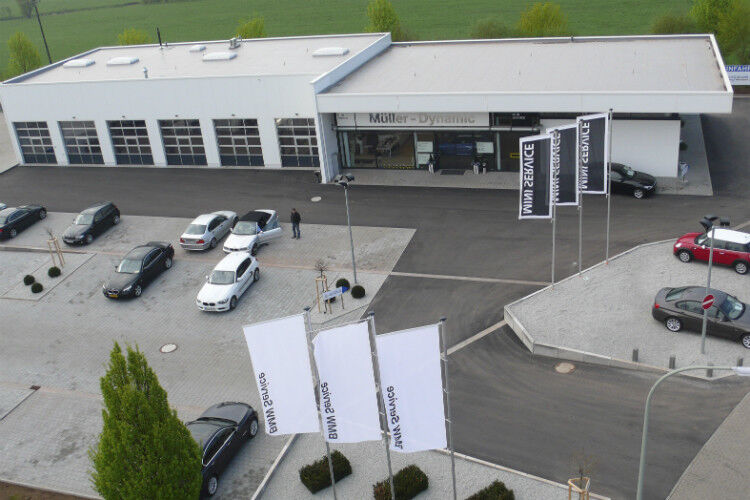 Die Losheimer Autohaus-Gruppe Müller stand einst für die französische Löwenmarke. Längst haben Joachim Müller und sein Team das Unternehmen breiter aufgestellt. In den vergangenen Monaten hat der Saarländer einen weiteren BMW-Betrieb im Heimatort eröffnet und das Portfolio um Skoda ergänzt. (Foto: Müller)