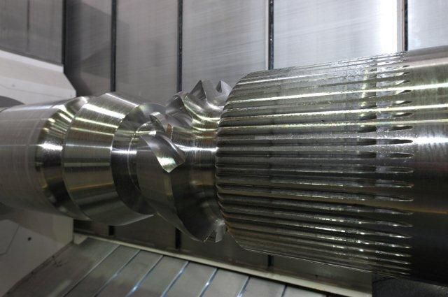 Die Möglichkeiten der ´Fräs- und Drehmaschinen führte Okuma live vor.  (Bild: Hennecke)