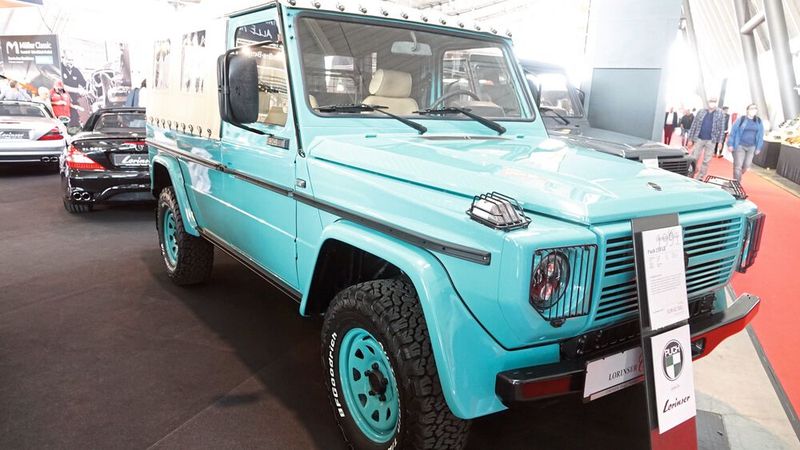 Wer eine G-Klasse suchte, hatte in Stuttgart eine Auswahl, wie sie sonst nur Pagode- oder 911-Interessenten geboten bekommen. (Bild: Dominsky/»kfz-betrieb« )