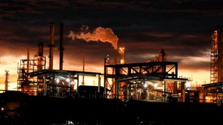 Im Bereich der Industrial Cybersecurity gibt es noch immer Uneinigkeit und Missverständnisse bei der Priorisierung der Schutzziele. (Bild: Photo by Robin Sommer on Unsplash)