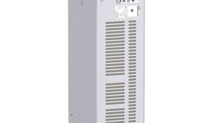 Die Rückspeiseeinheit führt die freiwerdende Bremsenergie von Frequenzumrichter-geregelten Antriebsmotoren unmittelbar ins Versorgungsnetz zurück.  (Schneider Electric )