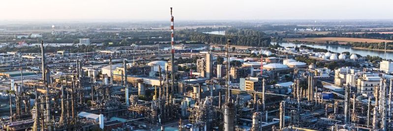 Die Produktionsanlage Steamcracker II am BASF-Standort in Ludwigshafen(Bild:  BASF)