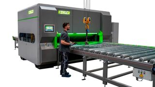 Die Teilerichtmaschine Peak Performer 90P hat ein schlankes Maschinenkonzept und funktionale Designkomponenten.  (Bild: Kohler)