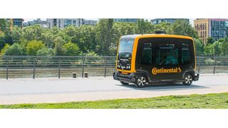 Das Konzept der automatisierten Shuttles ist spiegelsymmetrisch. Wo vorne und wo hinten ist, ergibt sich erst durch die Fahrtrichtung. (Continental)