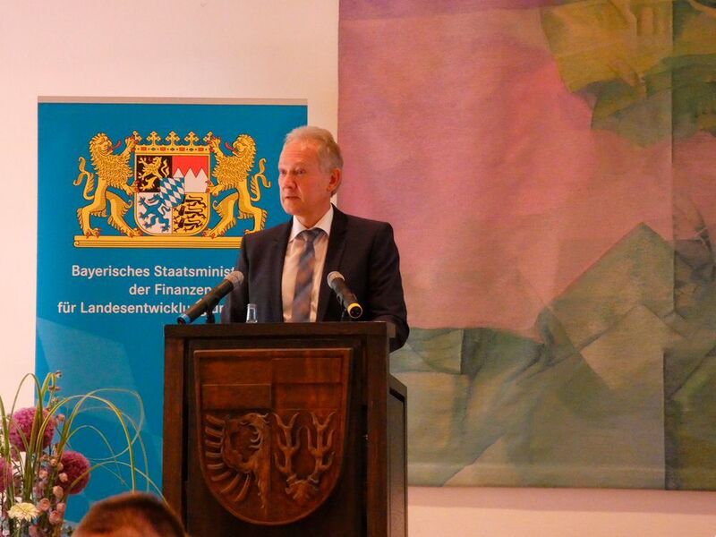 Dr. Karl Döhler, Landrat des Landkreises Wunsiedel, begrüßte die Kooperation der beiden Freistaaten   (Bayerisches Finanzministerium)