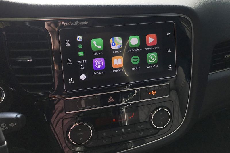 Bekannte Betriebssysteme wie Apple Car-Play unterstützt das Auto aber. (Seyerlein/»kfz-betrieb«)