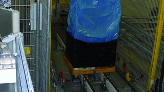 Damit rollende Viertelpaletten gut ankommen, müssen sich die Dollies immer schneller bewegen. Bild: UCS Industrieelektronik (Archiv: Vogel Business Media)