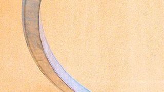 Die dreidimensionale Umformung freiformgebogener Profile ist noch komplexer als die der Rohre.Bild: Tezet (Archiv: Vogel Business Media)