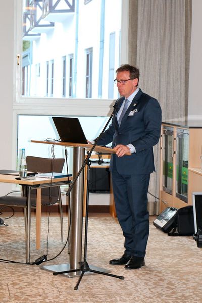 Impressions from the R. Stahl Expert Forum from Stromberg last year: Around 90 explosion safety experts met together to discuss developments in their field and share information. (R. Stahl)