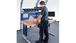 Die Multi-4-Motion-Serie kann in der Höhe optimal auf die Körpergröße der Mitarbeiter eingestellt werden. (Bild: Otto Kind)