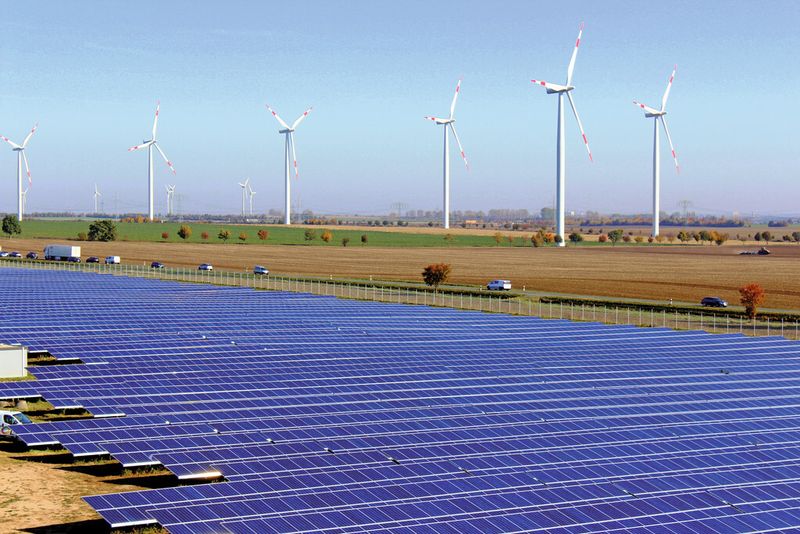 Ökostrom aus Wind und Sonne bereitet den Energieverantwortlichen in Deutschland derzeit viel Kopfzerbrechen. (Bild: Wirsol)
