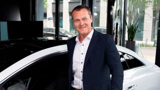 Jörg Heinermann: „Mit der zentralen Setzung einheitlicher Preise haben wir nun bereits ein halbes Jahr lang positive Erfahrungen gesammelt.“ (Bild: Mercedes-Benz)
