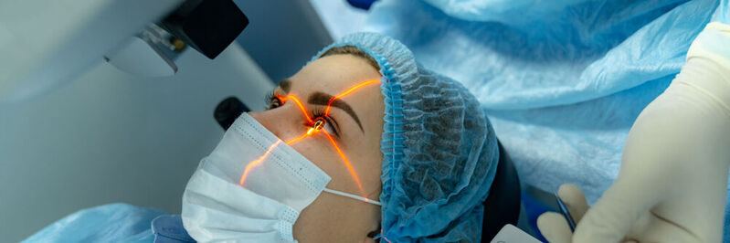 Die Augenlaserchirurgie ist ein Anwendungsbeispiel der Photonik