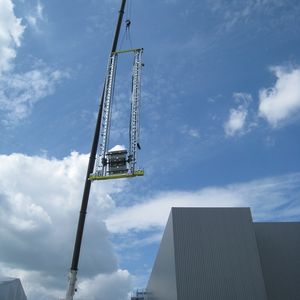 Bei der HRL-Konzeption wurde ein effektives Verhältnis zwischen hohem Lagerdurchsatz, RBG-Gewicht und dem relativ leichten Transportgut gewählt.