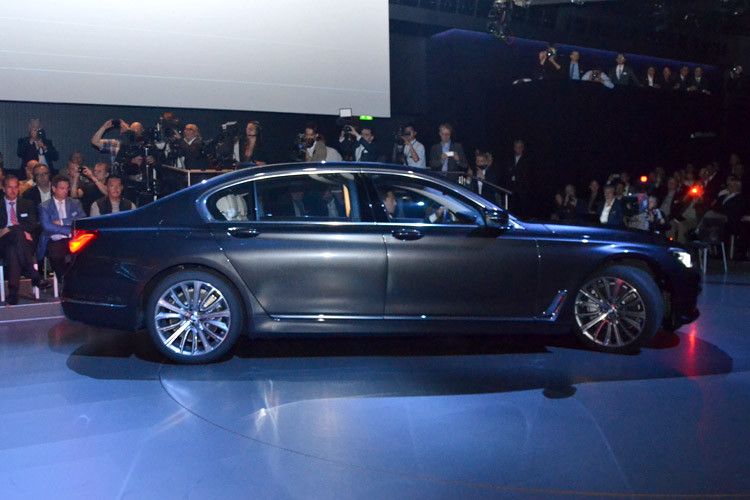 ...löste ein Smartphone-Blitzlichtgewitter der Journalistenkollegen aus.  (Foto: Michel)