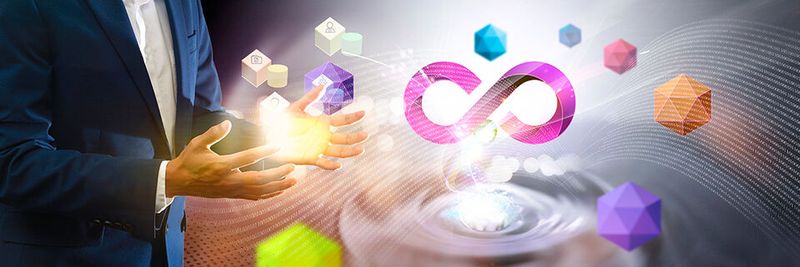 IaC-Lösungen bilden Bindeglied und gemeinsame Sprache, um IT-Stacks aus Ressourcen verschiedener Anbieter parallel und übergreifend aufzubauen und zu verwalten. IaC-Lösungen bilden Bindeglied und gemeinsame Sprache, um IT-Stacks aus Ressourcen verschiedener Anbieter parallel und übergreifend aufzubauen und zu verwalten.