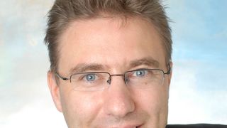 Michael Hanisch ist bei der Gerteis Maschinen + Processengineering AG  in der Abteilung Verkauf und Technologie als Senior-Projektingenieur tätig (Gerteis)