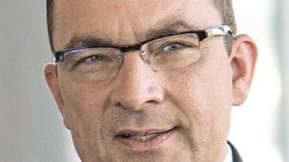 Peter Meier: "Wir halten ganz sicher am Vertriebsweg Autohaus fest. Schließlich handelt es sich hier nicht nur um eine einzigartige Erfolgsgeschichte, sondern um eine tragende Säule der Nürnberger Versicherung. Hinzu kommt die intensive Verbundenheit mit dem Kfz-Gewerbe über ZDK, Landesverbände und Innungen."  (Foto: Nürnberger)