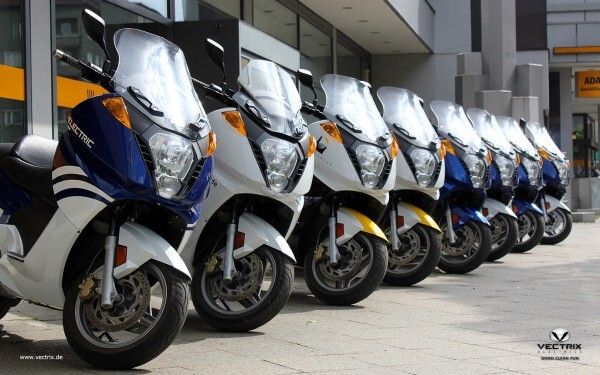 E-Scooter von VECTRIX: in Zusammenarbeit mit smart sollen nun neue Modelle entstehen (Bild: Vectrix)