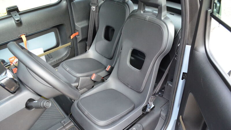 Spartanische Schalen, aber nicht unbequem. (Rehberg / »kfz-betrieb«)