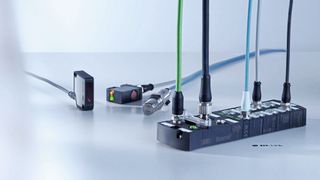 Auf das IO-Link Gesamtpaket kommt es an. Wenn das Zusammenspiel von Sensoren, leistungsstarken Mastern und einem herstellerunabhängigen Konfigurationstool stimmt, ist eine deutlich gesteigerte Maschinenperformance möglich.  (Bild: Baumer)