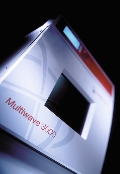 Abb.2: Das modulare Top-Mikrowellenreaktionssystem Multiwave 3000  (Bild: Anton Paar)