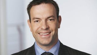 Marc Büttgenbach, Sales Director Labels and Consumables bei Bizerba: „Mit Bizerba Etiketten können auch Kassiererinnen beruhigt aufatmen, die viel Kontakt mit Etiketten haben."  (Bild: Bizerba)