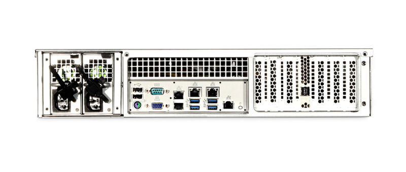 Der Storage Server S1212M passt in Ethernet- und Fibre-Channel-Netze. (Bild_ Grafenthal)