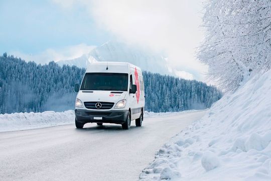 Mit der Peak Season beginnt für DPD Deutschland die wichtige Phase vor Heiligabend. Dann sind täglich rund 11.500 Zustellerinnen und Zusteller unterwegs.(Bild:  DPD/Katharina Bohm)