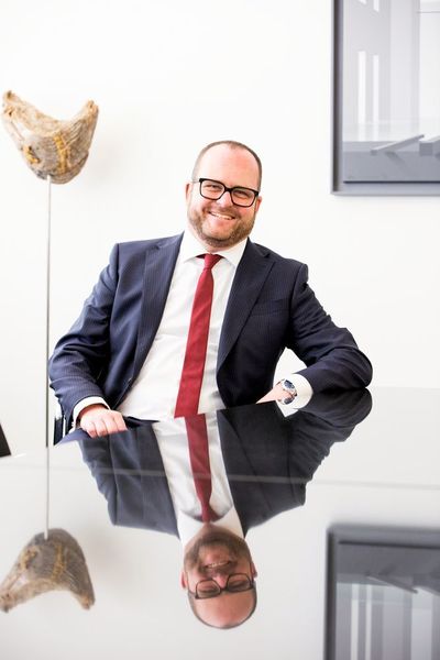 „ Bei aktuellen Entwicklungen geht es darum, große Temperaturbereiche mit möglichst einer Temperierflüssigkeit abzudecken und das schnell, wartungsfrei und ökologisch verträglich.“ Dr. Gunther Wobser, Geschäftsführender Gesellschafter und CEO, Lauda Dr. R. Wobser (Lauda Dr. R. Wobser)
