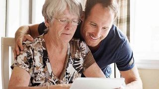 Bis 2019 will Hessen ein flächendeckendes Online-Angebot für Bürger und Unternehmen auf die Beine stellen (© pololia – Fotolia.com)