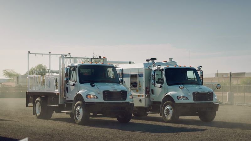 Daimler Truck North America und Allison Transmission kooperieren bei den zwei Antriebslösungen für den Freightliner M2 106 Plus.(Bild:  Clint Davis)