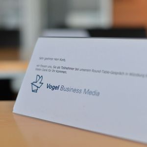Gealden waren Hersteller, Partner und Analysten von CRM-Systemen.