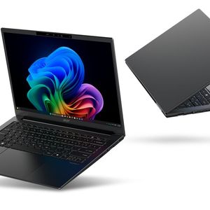 Im Inneren des 0,96 kg leichten Acer Travelmate P6 14 AI arbeiten Intel-Core-Series-3-Prozessoren. 
 (Bild: Acer)