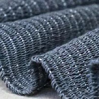 Der neue Stoff lässt sich durch Magnetkraft bewegen. (Bild: Hong Kong Polytechnic University)