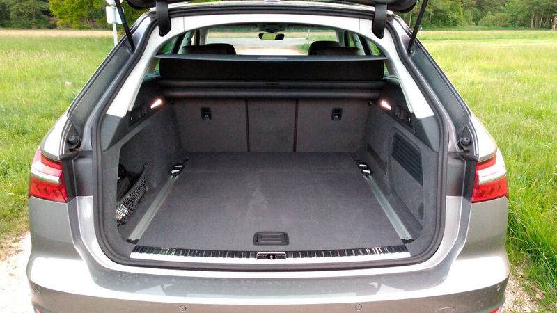 Der Laderaum fasst zwischen 1.050 und 1.680 Liter. (Bild: Thomas Günnel/Automobil Industrie)