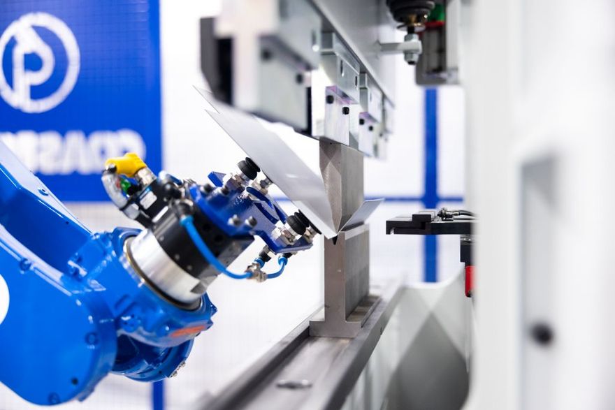 RoboCone Abkantpresse C9 mit Roboter_49.jpg (CoastOne Oy)