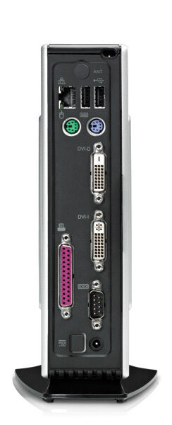 Sechs USB-Ports sowie  PS/2, LAN, serielle, parallele Schnittstelle sollten für alle gängigen Anwendungszwecke ausreichen. (Archiv: Vogel Business Media)
