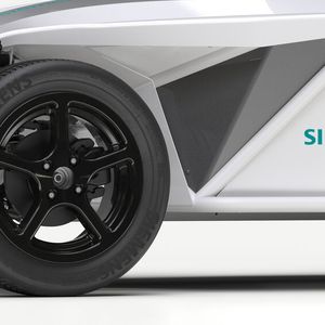 Die aktuelle Version von Siemens NX bietet unter anderem neue Tools für die Zusammenarbeit von Mechanik- und Elektronik-Teams sowie eine bessere Wissenserfassung und -wiederverwendung.(Bild:  Siemens Digital Industries Software)