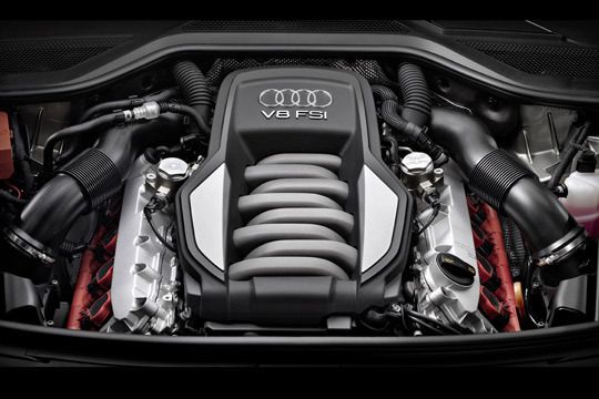 Das 4.2-FSI-Aggregat gibt es ab 89.300 Euro. (Archiv: Vogel Business Media)