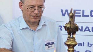 Vorstand Ulrich Zahoransky bei der Eröffnung des neuen Werks für Spritzgießwerkzeuge in Tamil Nadu. (Bild: Zahoransky)