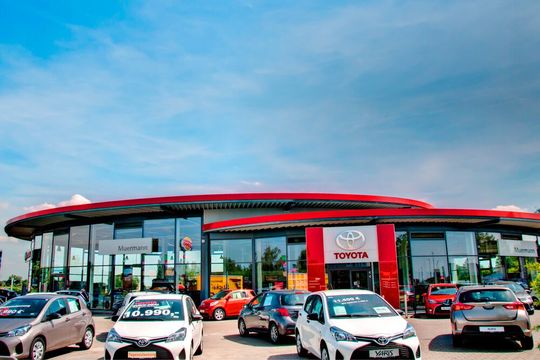 Das übernommene Autohaus liegt in Autobahnnähe in einem gut entwickelten Industriegebiet.(Bild:  TCB Automobile)