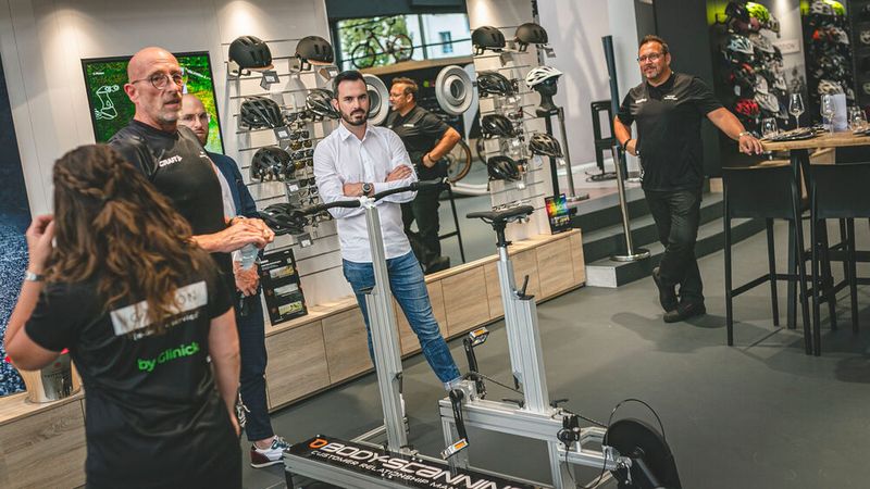 Der 3D-Bodyscanner ist ein Highlight im neuen G-Motion-Store. (Bild: Philip Fuhrmann)