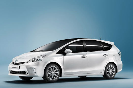 Mit dem Prius+ hat Toyota Deutschland ab der zweiten Jahreshälfte 2012 auch für Familien ein passendes Hybridauto im Angebot. (Toyota)